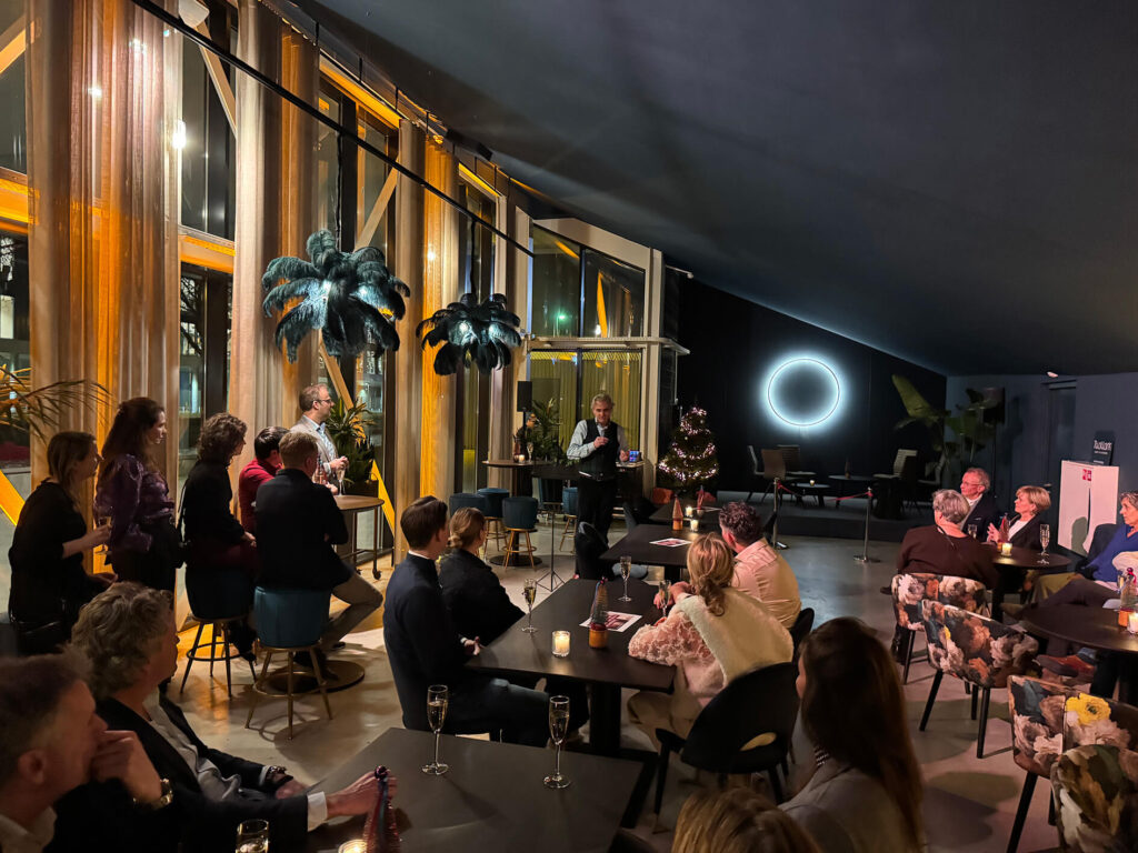 Bijeenkomst van CBM en partners in nieuwe lobby Blauwe Kei